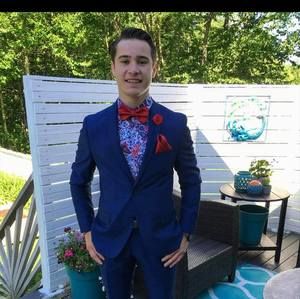 Meet your Posher, Thomas